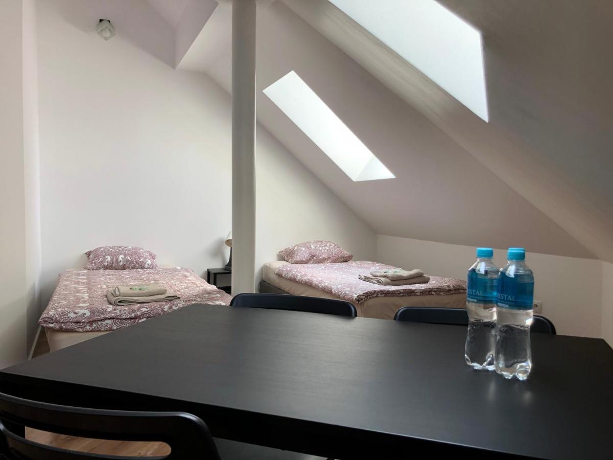 Villa 37B Bed And Breakfast Warschau Exterior foto